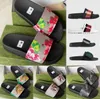 Tasarımcı Sandalet Erkekleri Slaytlar Kadın Sandal Dişli Dipleri Çiçek Brokar Terlik Flip Flops Çizgili Plaj Kutu ile Nedensel Ayakkabı EU35-47 Büyük Boy