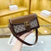 2023 Bags Clearance Outlets Premium women's new fashion printed square chain messenger single shoulder small bag