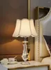 Masa lambaları Modern moda kristal lamba yatak odası başucu oturma odası lüks sıcak romantik evlilik Amerikan mavi