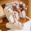 Pantofole Pantofole Pantofola di lino per la casa per le donne Simpatico coniglietto Nuvole Infradito Design femminile Scarpe comode Scivoli Piattaforma per quattro stagioni Sandali per coppie 0217V23