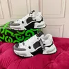 Tasarımcı Sıradan Ayakkabı Lüks Mark Kabartmalı Trainer Spor Sneaker Beyaz Pembe Siyah Yeşil Sarı 0722