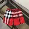 Męskie szorty męskie wysokiej jakości Burberys Projektantki Summer Kobiety Mężczyźni Striped Shorts to elegancki pływanie krótka sport