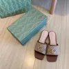 Sandalen Slipper Foam Runners Taschen Designer Damen Gummi Lackleder Es handelt sich um eine Art Schuhe, die nach Belieben mit Kleidung kombiniert werden können 34-41 n4ah #