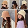 Berets Women Winter Bucket Hat Lamb Wool Rhinestones Rivet Plush Warm Fisherman Cap Soft Casual Outdoor Panama Sun