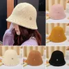 Berets Women Winter Bucket Hat Lamb Wool Rhinestones Rivet Plush Warm Fisherman Cap Soft Casual Outdoor Panama Sun