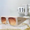 Modèle lunettes de soleil pour femmes hommes été G8167 Style anti-ultraviolet rétro plaque plein cadre boîte aléatoire