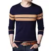 Pulls pour hommes automne pull tricoté pour hommes t-shirt confortable O cou à manches longues pull à rayures patchwork pull décontracté chemise de fond pour l'hiver 230207