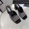 Tofflor Mules Skor Dam Slides Höga klackar Skor Fabriksskor Rhinestone äkta siden Chunky Block Slip-On Öppen tå Lyxdesignersmed box