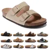 Sandales de créateur Birks hommes femmes Arizona Gizeh Summer Summer Flat Platons Suede en cuir Sliders Outdoor Indoor Boucle Bouche