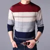 Herrtröjor Autumn Winter Casual Loose Vintage Striped Man Long Sleeve All Match Pullover Man Keep Warm Fashion Gentmen Clothes 230206