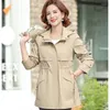 Trench Coats Femme Spring Autumn Slim Windbreaker 2023 Mabillage pour femmes Vestes de vêtements d'âge moyen d'âge moyen Top féminin