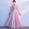 Swobodne sukienki wdzięczny koronkowy bankiet Księżniczka sukienka Kobiety długi tradycyjny chińska druhna szata