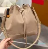 2023 Luxury Designer Bag Fashion Drawstring Totes Ladies Lychee Borsa a spalla singola di grande capacità