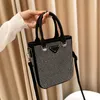 Stuff Sacks Hot Handbag Women's Full Diamond Fashion Triangle Single Shoulder Crossbody Bag