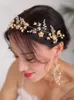 Kopfbedeckungen Set Braut Haarschmuck Gold Blumen Kopfschmuck Vintage Damen Frisuren Schmuck Hochzeit Stirnband und Ohrringe