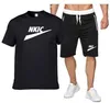 Sommarträningsoveraller för män Andas avslappnad T-shirt och shorts Tvådelat set Sportdräkt för män Mode kortärmad träningsoverall Märke LOGO Print