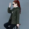 Kvinnors dike rockar Autumn Winter Jacket Slim Short Women Parkas Casual Cotton Padded Warm Clothed Hooded Fast Color Loose 6xl Outwear