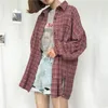 女性のブラウスhouzhou harajuku格子縞のシャツ女性特大の長袖ヴィンテージ韓国ファッション基本的な女性BFスタイルの若者学生