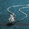 Kedjor passerade diamanttest perfekt moissanite halsband 925 sterling silver fjäril form 0,3ct smycken kvinnor födelsedagsfest