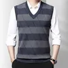 Gilets pour hommes Marque Mode Tricoté Pull sans manches Automne Hiver Casual Hommes Laine Gilet Vintage Pull Homme Vêtements Y523Men's