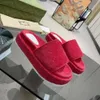 2023 Designers Sandal Herr Dam Lyx Klassisk Blommor Brokad Slides Flats Läder Gummi Plattform Flip Flops Utrustning Hög kvalitet Bottoms Beach Loafers