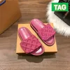 Luxe Slipper Sandalen Zwembad Kussen Platte Reliëf Muilezels Designer Slides Damesschoenen Zomer Echt Leer Cool Comfort Slippers Wit bedrukt Mode heren Slide