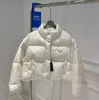 Winterdesigner Mens Jackets Classic Down Parkas für Männer Frauen Jacke mit Briefen Modestreetwear Homme Unisex Coat S-2xl