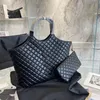 Designer Totes Bag Women Tygv￤skor Bifogar Crossbody Shopping Beach Fashion Famous STORA TOTES ANVￄRDER PURES ERGEN HANDBAGS GENTER STￖD POCESITAL 2023