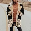 Mulheres do leito de inverno Casaco de inverno Laping espessou a gorjeta de retalhos de retalhos de leopardo imitação feminina com capuz granular de pele falsa