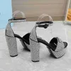 2023 Sandalias de moda de moda Damas Plataforma impermeable Ligero Medio Tacones Altos Día Rainy Beach Sandalias informales de estudiante EEU