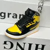 Party Favor Key Chain 10 Colors Designer Sneakers Män och kvinnor Barn Keychain Giftskor Key Chain Handbag Chain Basketball Shoes