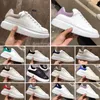 2023 Scarpe casual in pelle da donna da uomo Stringate Comfort Scarpe graziose Scarpe da ginnastica da uomo Stile di vita quotidiano Scarpe da skateboard Taglia 35-45 B9