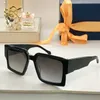 Big Ague Square Sunglasses Designes Fashion Eyewear Collection for Men High Quality Glasses Z2209女性ブラックフレームレター署名