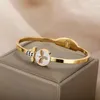 Bangle roestvrijstalen armbanden armbanden voor vrouwen eenvoudige goud dubbele hart bijen fower paren armband trendy verjaardag sieraden cadeau bff