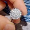 Hochzeit Ringe Luxus Weibliche Weiß Zirkon Stein Ring Silber Farbe Engagement Charme Braut Kristall Blume Schmuck Für Frauen