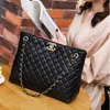 Handbag 90% Off Factory Wholesale Retail Chain Bag Women's 2023 New Fashion Bucket Msenger One Shoulder Soft Leather