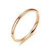 Anel de banda minimalista de luxo anel de 2 mm de aço inoxidável para mulheres