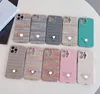 Die Fashion Designer Cases Mobiltelefonkoffer für iPhone 12 13 14 Pro Max 7 8 plus Markenschockdcover iPhone14 11 13pro 12profasfaser Farbabdeckungen werden mit Bildschirmglas geliefert