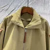 Trench da donna di fascia alta marrone chiaro per le donne di alta qualità con coulisse orlo design manica lunga con cerniera giacche Lady inverno 2023 Phyl22