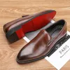 2024 MANDEURS CHAUSSIONS MEN PU COURTURE COLOR CONCULTÉ MODE SIMPLE SIMPLE TENDANT DOURNIQUE Classic Classic Business Dress Chaussures