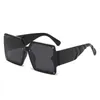 22023 Luxus-Sonnenbrille Designer Brief Damen Herren 610 Goggle Fashion Black Senior Eyewear für Damen Brillengestell Vintage Metal Sun Glasses