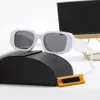 Luxe designer zonnebril voor vrouwen klassieke brillen UV400 MENS GALSSES ​​Mode gepolariseerde zonnebanden reizen Occhiali da Solel Shades 7option Triangle Design