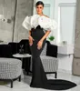 Abiti da festa Elegante da sera in bianco e nero stile Aso Ebi a forma di sirena con strascico gonfio volant senza spalline manica ad aletta 230208