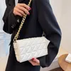 Bolsas de noite de couro Bagute Quilted Modyable for Women Flap Retro Envelope Metal Chain Small ombor Bag