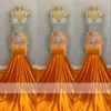 2023 인어 댄스 파티 드레스 오렌지 은은 크리스탈 구슬 플러스 아랍어 깎아지는 목걸이 슬리빙 슬리브 레벨이 저녁 공식 파티 가운 스위프 트레인