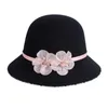 Chapeaux à large bord hiver femmes chapeau Pure laine casquette fleur plus chaud Sombreros dames Crochet seau Femme M86