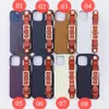 Designer de moda Brown Flower Pattern Phone Caso para iPhone 14 13 12 11 Pro Max XS XR XSMAX Qualidade Pulseira de couro Cell96777326
