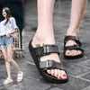 Slippers Summer Slippers Мужчины женщины повседневные дышащие мягкие пляжные сандалии шлепанцы.