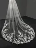 Bridal Veils Romantyczna Kaplica Długość Wesele z grzebieniami koronkowymi aplikacjami na zamówienie Wykonanie jednej warstwy ładna 250 cm zasłona