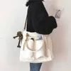 Qwertyui45 Totes 2022 New Women's Bag Shopper Simple Fashion Zipper Handväskor Nylon Vattentät stor kapacitet Tote axelväskor för kvinnor 020823H